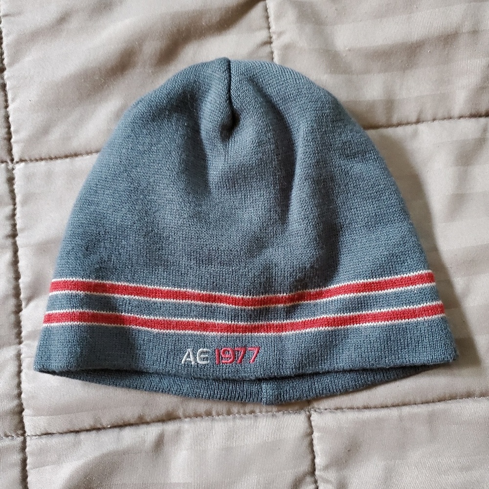 American eagle outfitters beanie